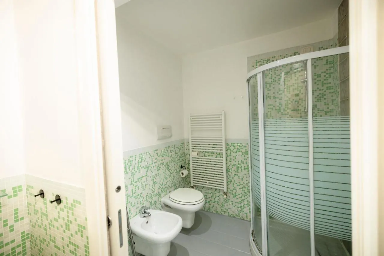 Ampio Loft Di Design In Piazza Firenze Apartment Milan