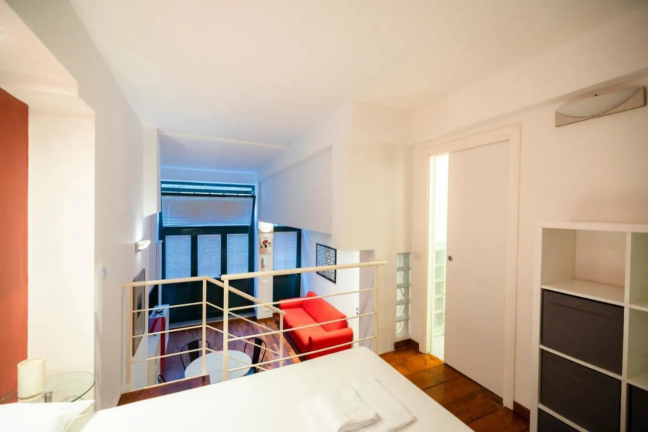 Ampio Loft Di Design In Piazza Firenze Apartment Milan 0*,  Italy