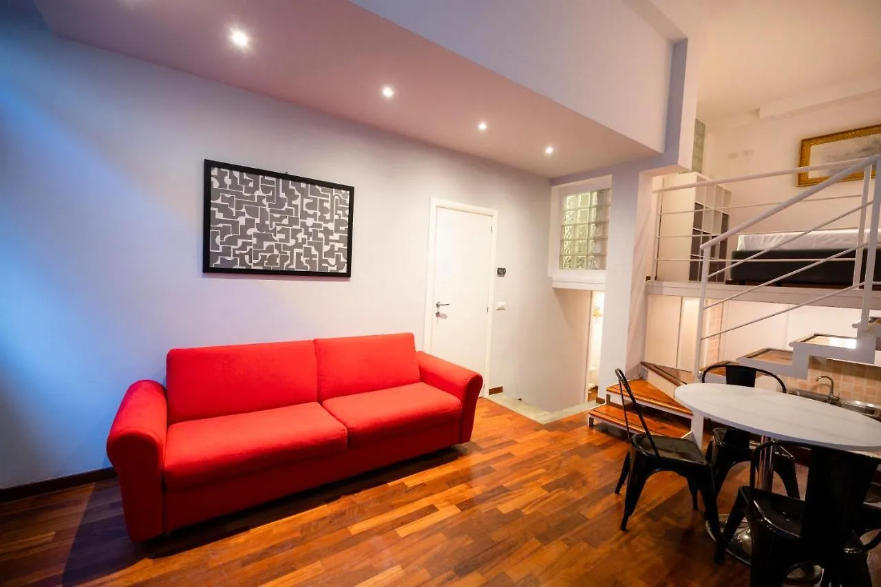 Ampio Loft Di Design In Piazza Firenze Apartment Milan Italy